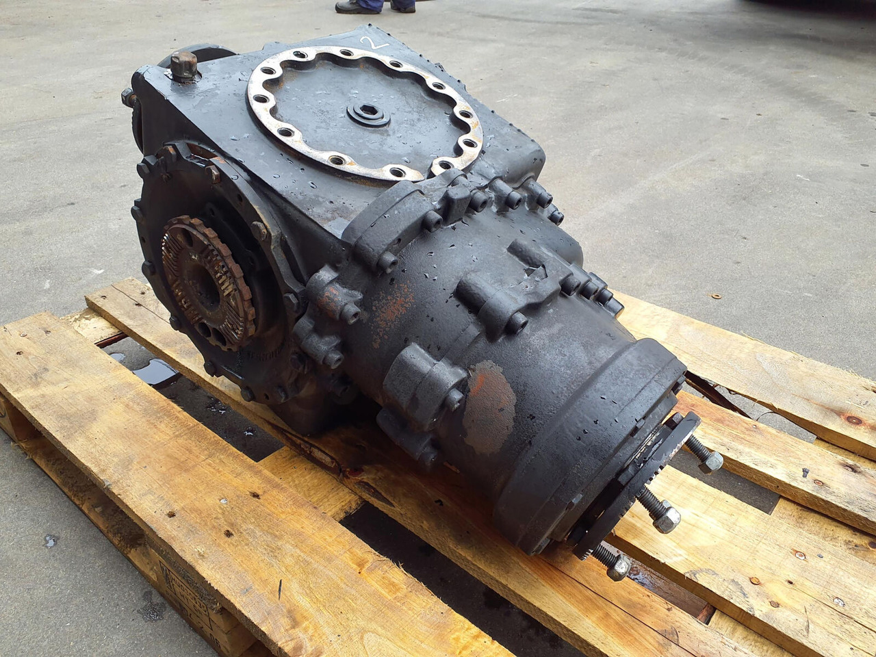Grove GMK 6400 diff box axle2 - Différentiel pour Grue mobile: photos 5 Grove GMK 6400 diff box axle2 - Différentiel pour Grue mobile: photos 5