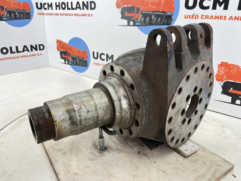Grove GMK Steering knuckle 12 holes - Fusée d'essieu pour Grue: photos 1 Grove GMK Steering knuckle 12 holes - Fusée d'essieu pour Grue: photos 1