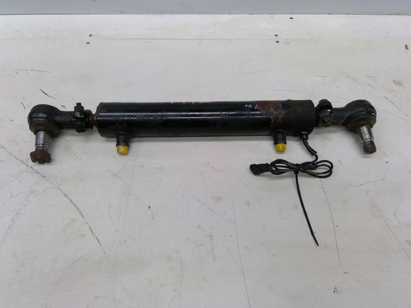 Grove Grove GMK 3055 steering cylinder axle 1 right - Vérin hydraulique pour Grue: photos 4 Grove Grove GMK 3055 steering cylinder axle 1 right - Vérin hydraulique pour Grue: photos 4