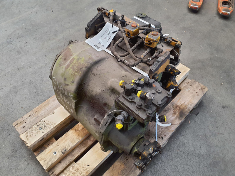 Grove RT 65S Gearbox Clark R28621-8 - Boîte de vitesse pour Grue: photos 2 Grove RT 65S Gearbox Clark R28621-8 - Boîte de vitesse pour Grue: photos 2