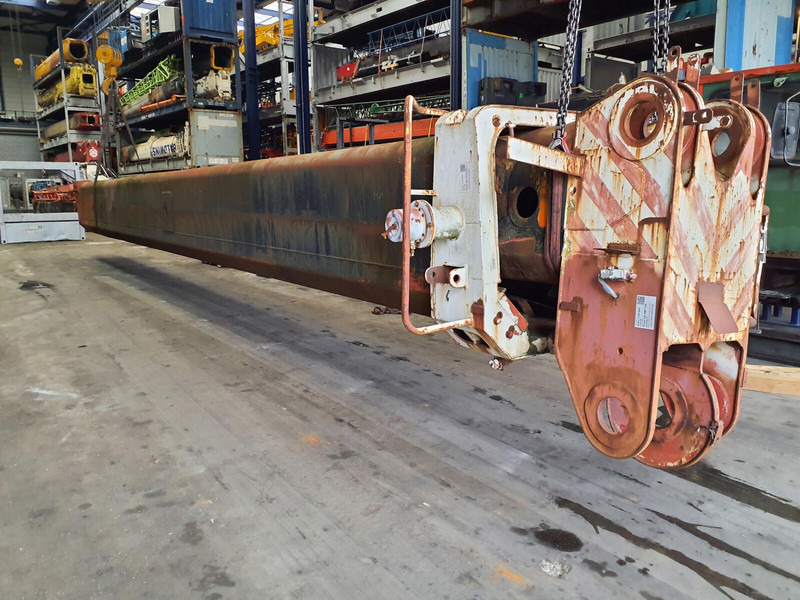 Krupp 350 GMT tele section 3 - Carrosserie et extérieur pour Grue: photos 5 Krupp 350 GMT tele section 3 - Carrosserie et extérieur pour Grue: photos 5