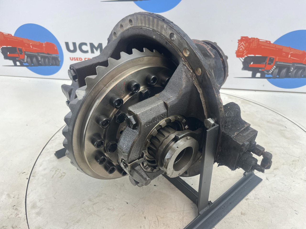 Krupp 70 GMT end differential 17x36 axle 4 - Différentiel: photos 4 Krupp 70 GMT end differential 17x36 axle 4 - Différentiel: photos 4