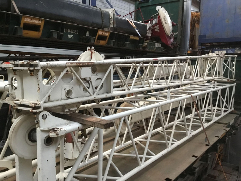 Krupp KMK 4080 folding jib - Carrosserie et extérieur pour Grue: photos 2 Krupp KMK 4080 folding jib - Carrosserie et extérieur pour Grue: photos 2