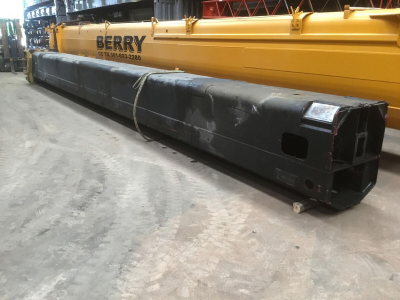 Krupp KMK 5140 5160 telescopic section 2 - Carrosserie et extérieur pour Grue: photos 2 Krupp KMK 5140 5160 telescopic section 2 - Carrosserie et extérieur pour Grue: photos 2