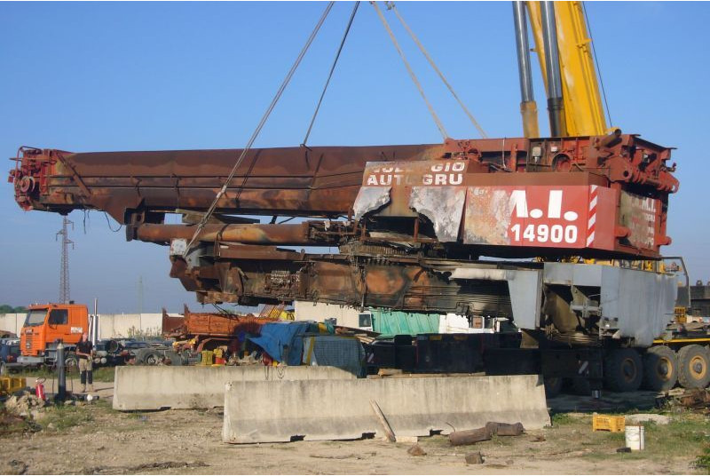 Krupp KMK 8350 for parts - Grue tout-terrain: photos 2 Krupp KMK 8350 for parts - Grue tout-terrain: photos 2