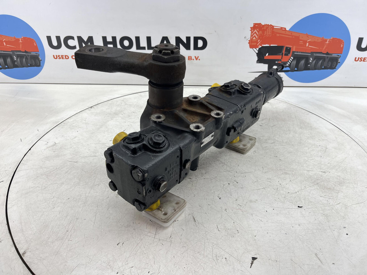 Liebherr LTM 1035-2 Steering box - Boîtier de direction pour Grue mobile: photos 4 Liebherr LTM 1035-2 Steering box - Boîtier de direction pour Grue mobile: photos 4