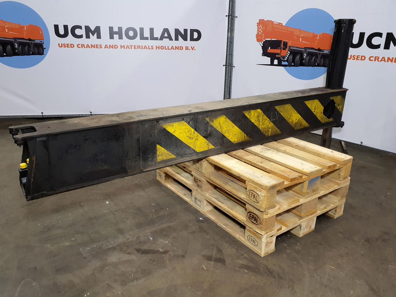 Liebherr LTM 1035/2 sliding beam complete - Suspension pour Grue mobile: photos 4 Liebherr LTM 1035/2 sliding beam complete - Suspension pour Grue mobile: photos 4