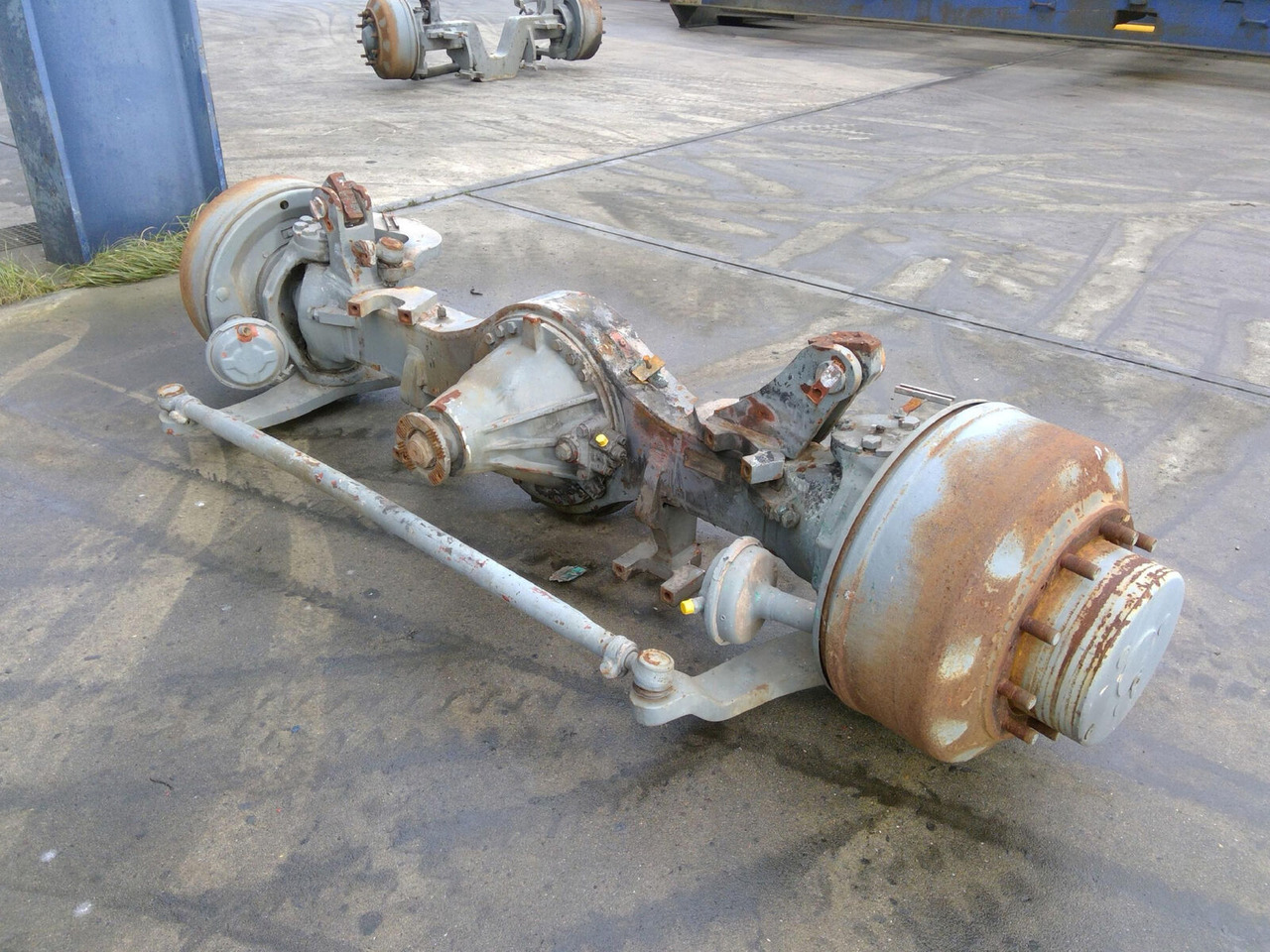Liebherr LTM 1050-1 axle 1 - Essieu et pièces pour Grue mobile: photos 2 Liebherr LTM 1050-1 axle 1 - Essieu et pièces pour Grue mobile: photos 2