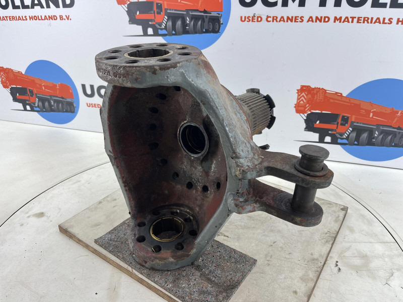 Liebherr LTM 1050-1 steering knuckle 16 holes axle 3 right - Fusée d'essieu pour Grue: photos 4 Liebherr LTM 1050-1 steering knuckle 16 holes axle 3 right - Fusée d'essieu pour Grue: photos 4