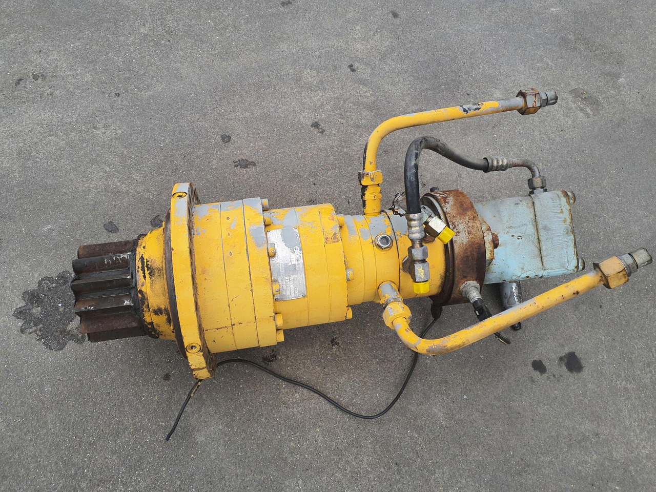 Liebherr LTM 1060-2 Slewing gear - Moteur de rotation pour Grue mobile: photos 5 Liebherr LTM 1060-2 Slewing gear - Moteur de rotation pour Grue mobile: photos 5