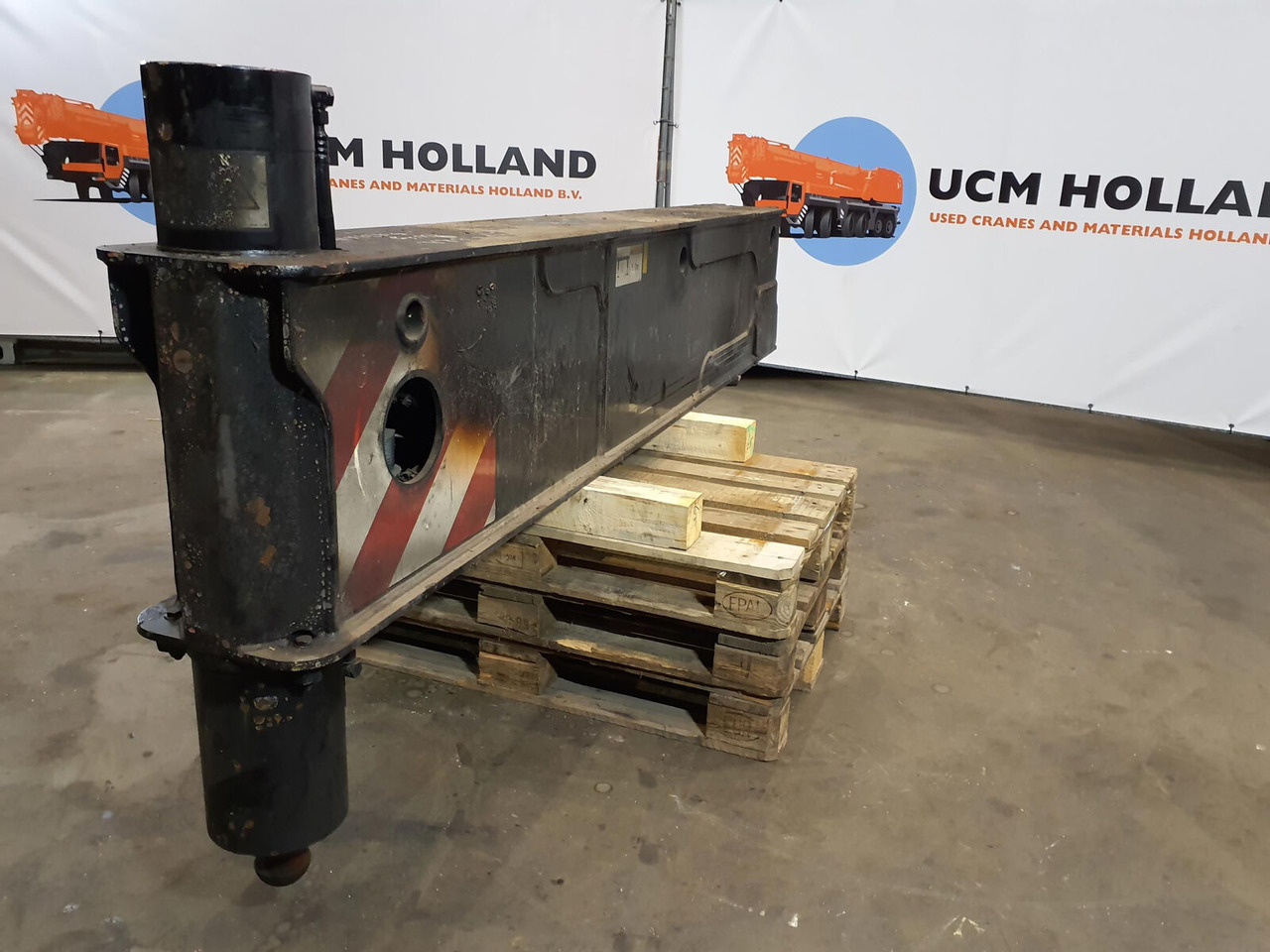 Liebherr LTM 1100-5.2 Sliding beam rear complete - Suspension pour Grue mobile: photos 2 Liebherr LTM 1100-5.2 Sliding beam rear complete - Suspension pour Grue mobile: photos 2