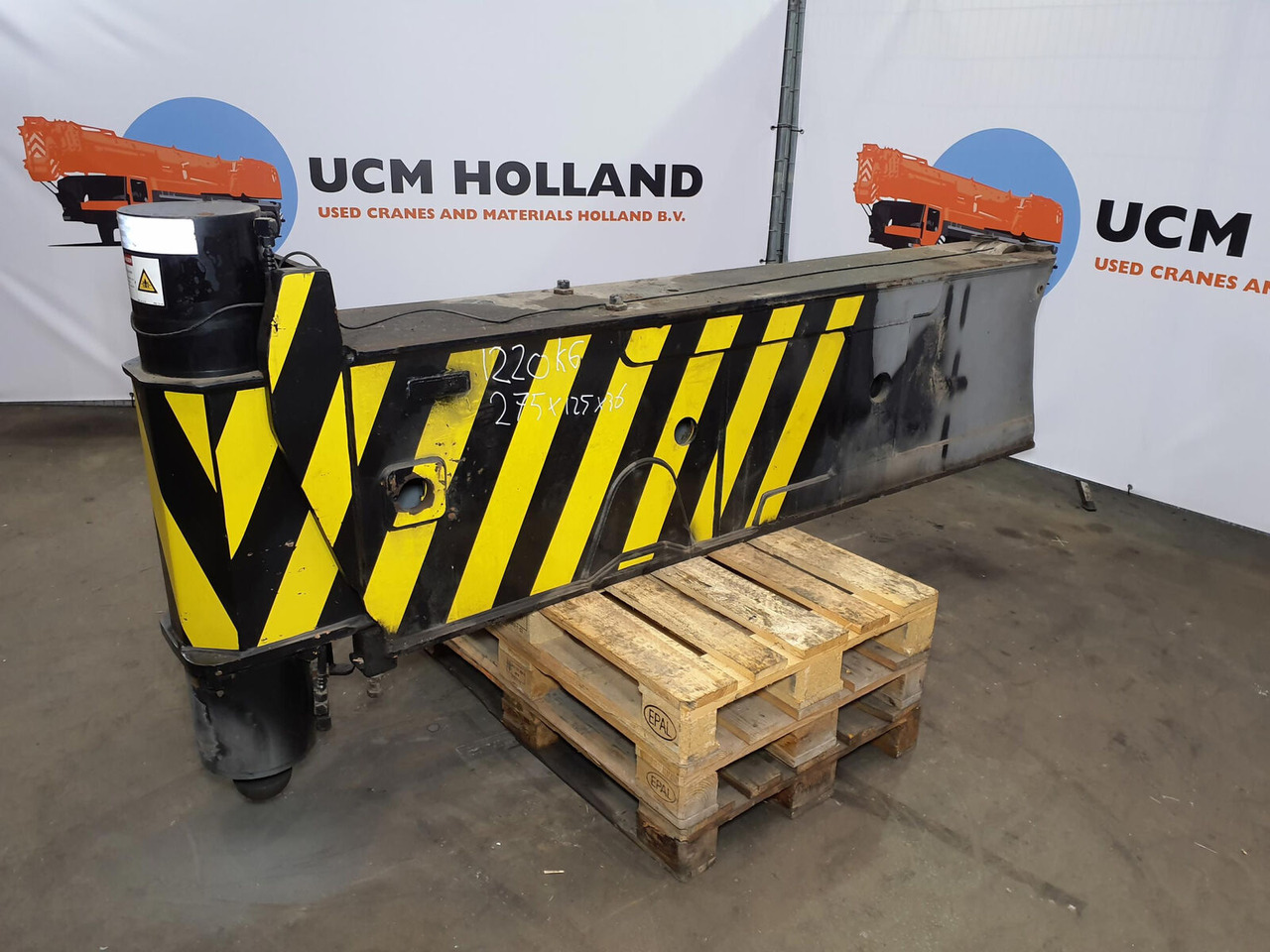 Liebherr LTM 1200/1 sliding beam rear pre assembled - Suspension pour Grue: photos 2 Liebherr LTM 1200/1 sliding beam rear pre assembled - Suspension pour Grue: photos 2