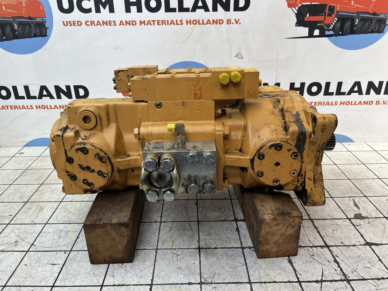 Liebherr LTM 1200 variable pump - Pompe hydraulique pour Grue mobile: photos 3 Liebherr LTM 1200 variable pump - Pompe hydraulique pour Grue mobile: photos 3