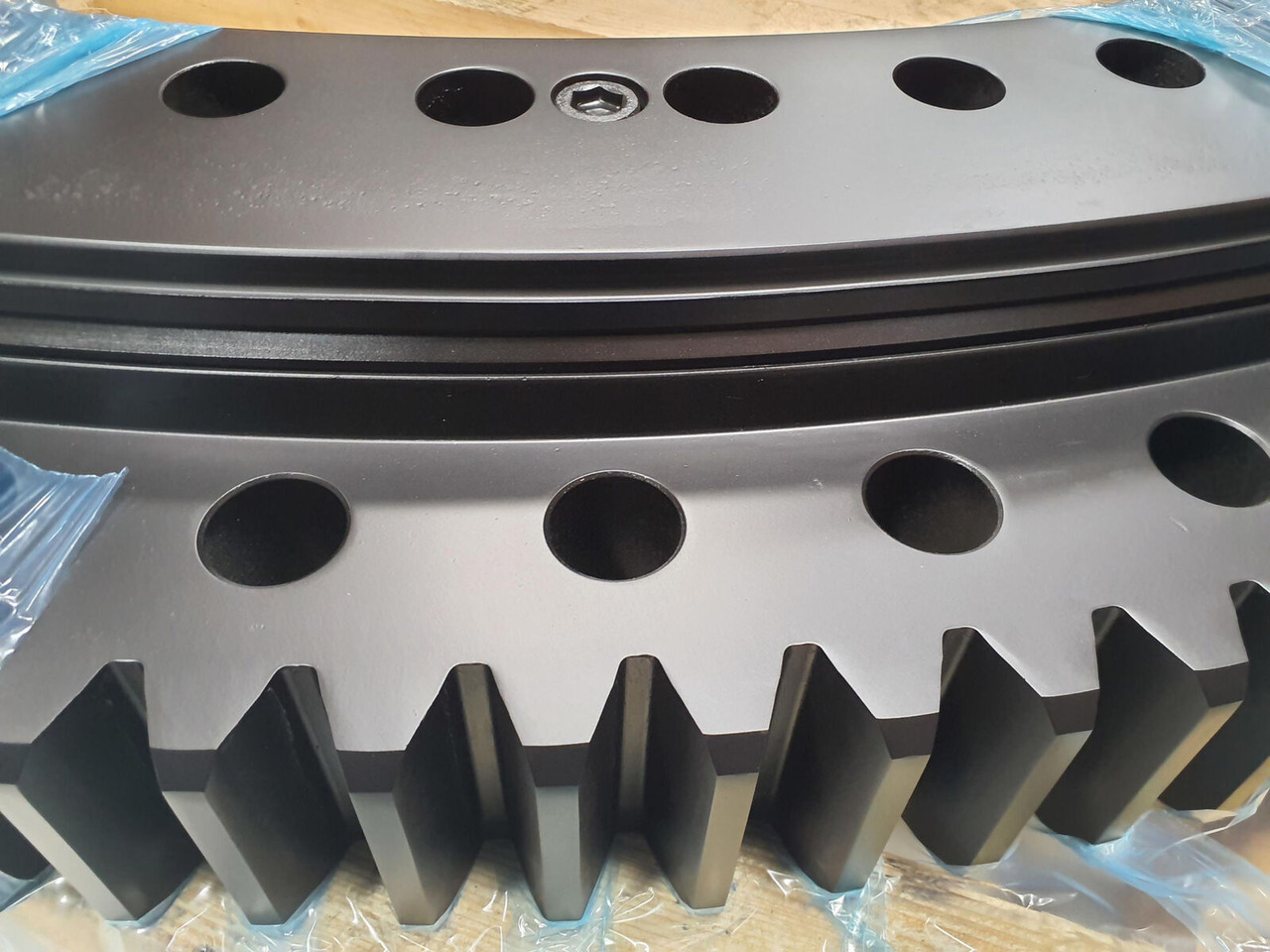 Liebherr LTM 1300 Roller slewing ring - Couronne d'orientation pour Grue mobile: photos 2 Liebherr LTM 1300 Roller slewing ring - Couronne d'orientation pour Grue mobile: photos 2
