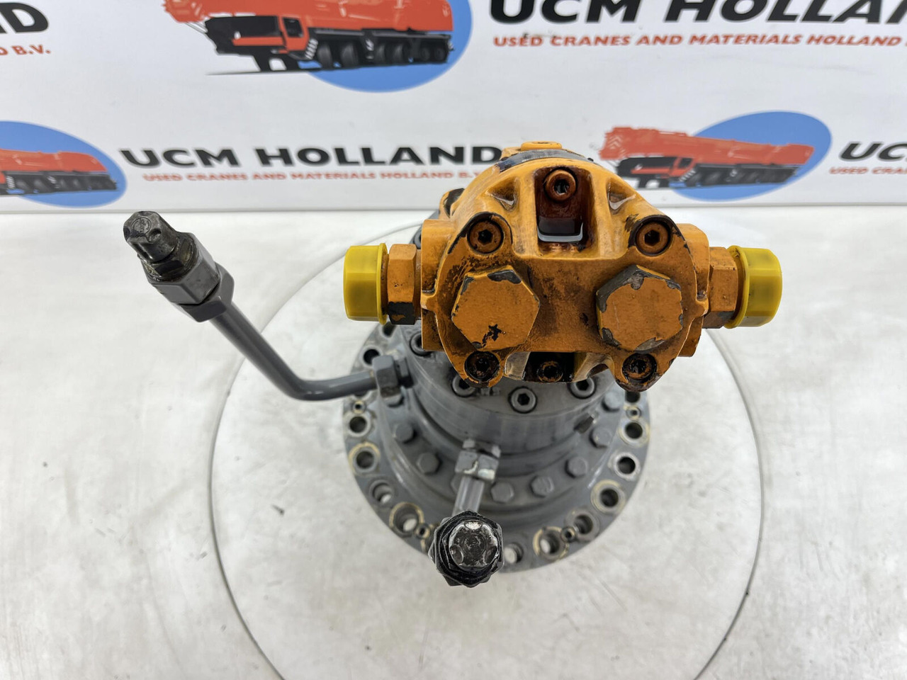 Liebherr LTM 1300 slewing gear - Moteur de rotation pour Grue mobile: photos 5 Liebherr LTM 1300 slewing gear - Moteur de rotation pour Grue mobile: photos 5