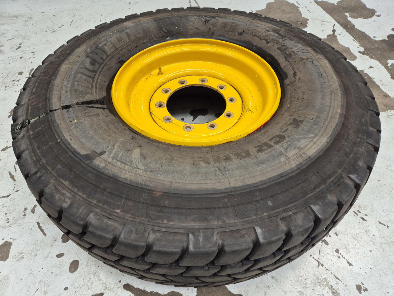 Liebherr Wheel 445/95R25 10 12 1p - Roue complète pour Grue: photos 1 Liebherr Wheel 445/95R25 10 12 1p - Roue complète pour Grue: photos 1