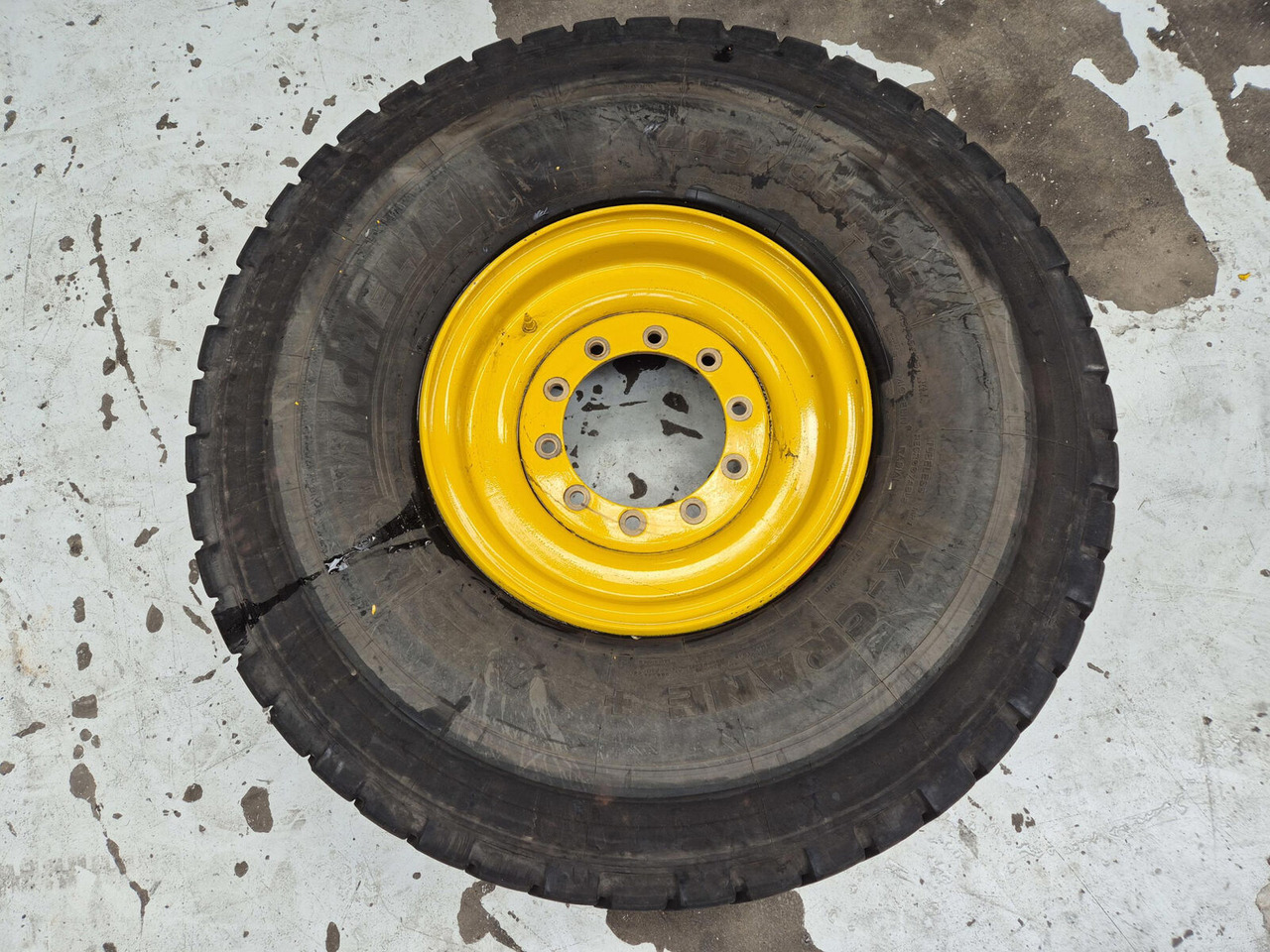 Liebherr Wheel 445/95R25 10 12 1p - Roue complète pour Grue: photos 2 Liebherr Wheel 445/95R25 10 12 1p - Roue complète pour Grue: photos 2