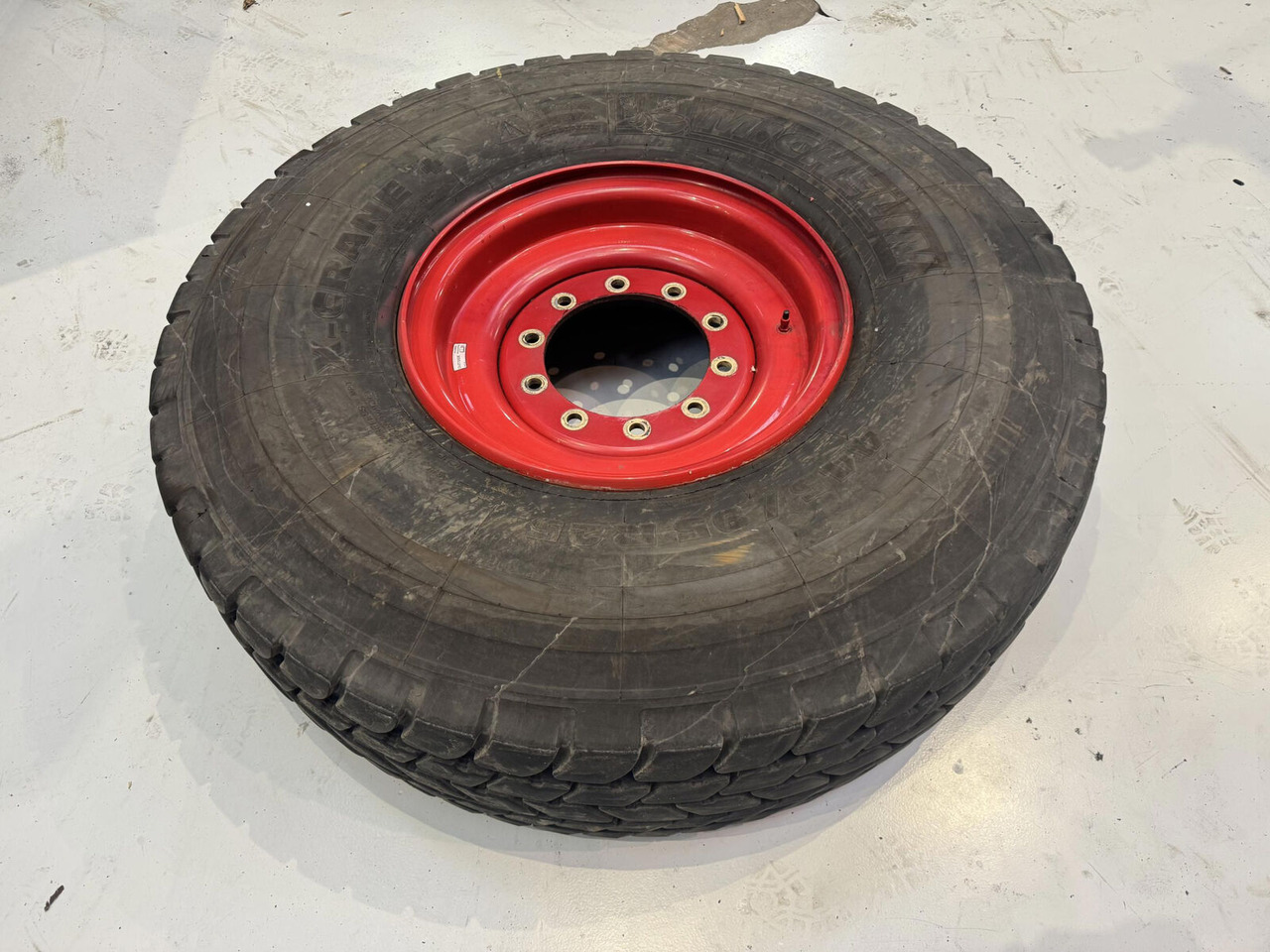 Michelin 445/95R25 - Roue complète pour Grue: photos 1 Michelin 445/95R25 - Roue complète pour Grue: photos 1