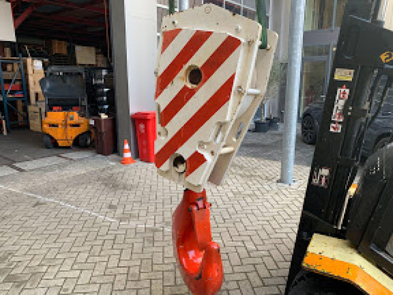 Terex Hookblock 23mm 3 sheave 80t - Pièces de rechange pour Grue mobile: photos 1 Terex Hookblock 23mm 3 sheave 80t - Pièces de rechange pour Grue mobile: photos 1
