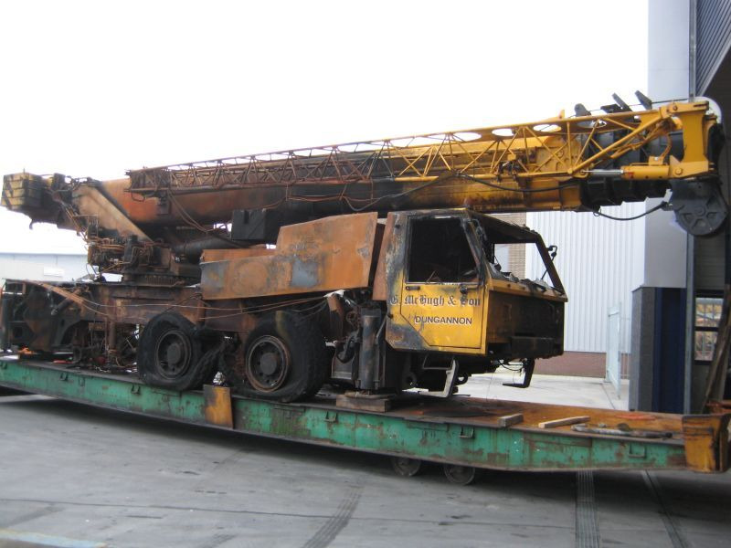 Terex 600 ATT for parts - Grue mobile: photos 1 Terex 600 ATT for parts - Grue mobile: photos 1