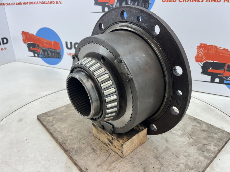 Terex HC 340 planetary gear 21-21-63-40-3pl-H14 - Suspension pour Grue: photos 3 Terex HC 340 planetary gear 21-21-63-40-3pl-H14 - Suspension pour Grue: photos 3