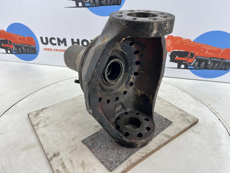 Terex Terex PPM 480 ATT steering knuckle 16 holes axle 1 - Fusée d'essieu pour Grue: photos 4 Terex Terex PPM 480 ATT steering knuckle 16 holes axle 1 - Fusée d'essieu pour Grue: photos 4