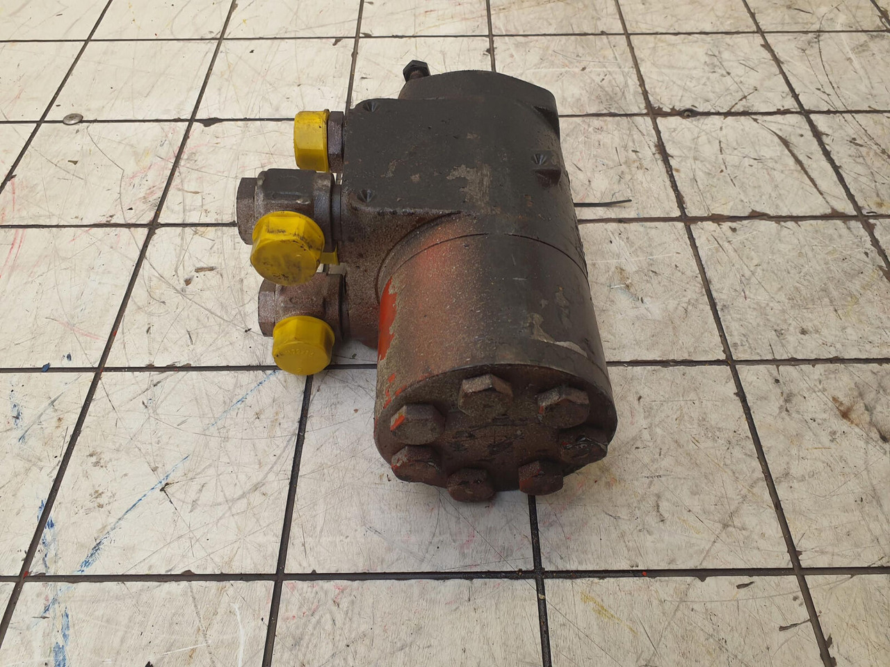 ZF - Pompe de support pour Grue: photos 5 ZF - Pompe de support pour Grue: photos 5