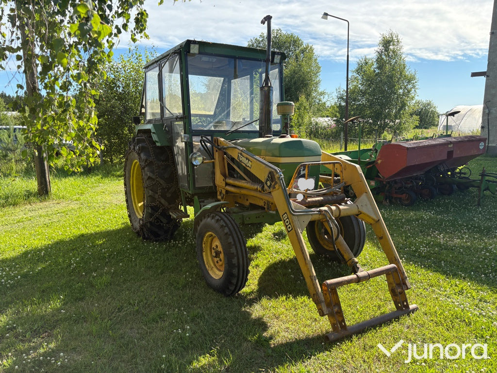 John Deere 1130 ink. 6st tillbehör. - Tracteur agricole: photos 1 John Deere 1130 ink. 6st tillbehör. - Tracteur agricole: photos 1