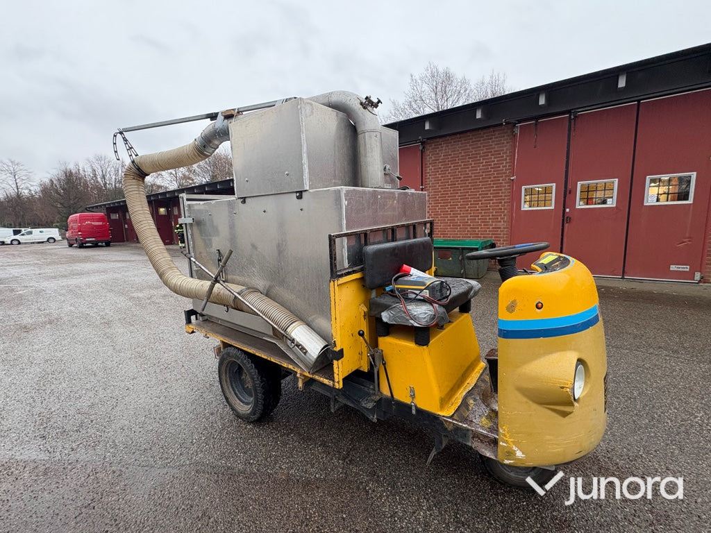 Lövsug – Nicodan LS150 / Bestorp Allme TR10EL - Matériel de jardinage: photos 1 Lövsug – Nicodan LS150 / Bestorp Allme TR10EL - Matériel de jardinage: photos 1