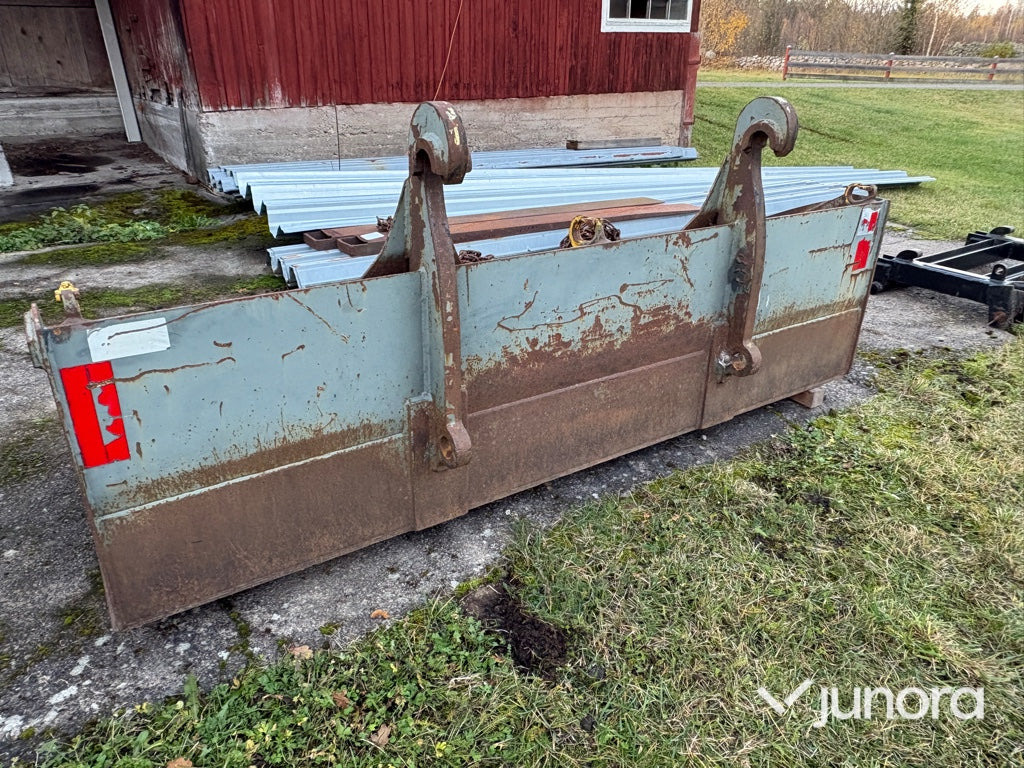 Planeringskopa - Norje - Godet pour chargeur: photos 4 Planeringskopa - Norje - Godet pour chargeur: photos 4