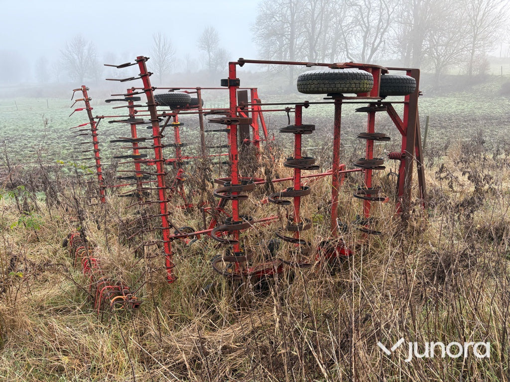 Såbetsharv - Väderstad - Bineuse: photos 1 Såbetsharv - Väderstad - Bineuse: photos 1