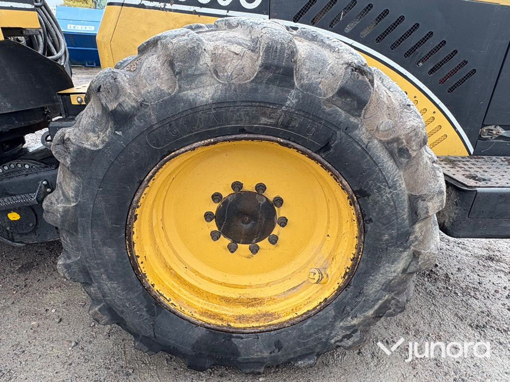 Crédit-bail de  Skördare - Eco Log, 560C Skördare - Eco Log, 560C: photos 12