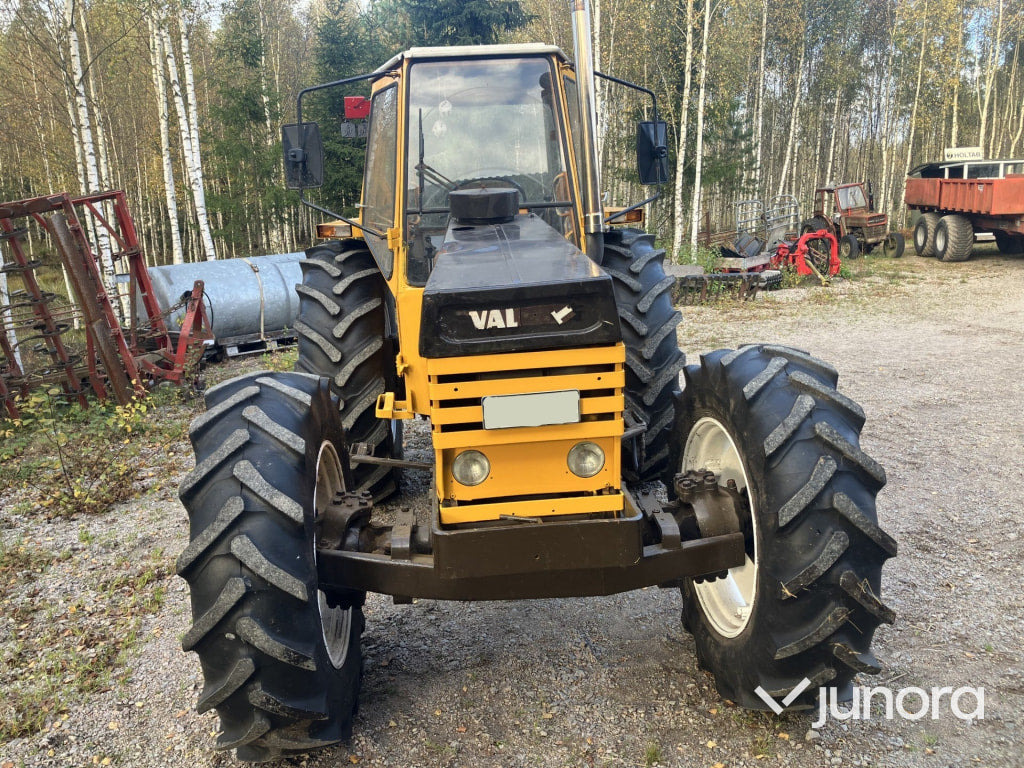 Valmet 802 Turbo - Tracteur agricole: photos 2 Valmet 802 Turbo - Tracteur agricole: photos 2
