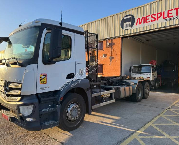 Mercedes Antos 2543 - Camion ampliroll: photos 1 Mercedes Antos 2543 - Camion ampliroll: photos 1