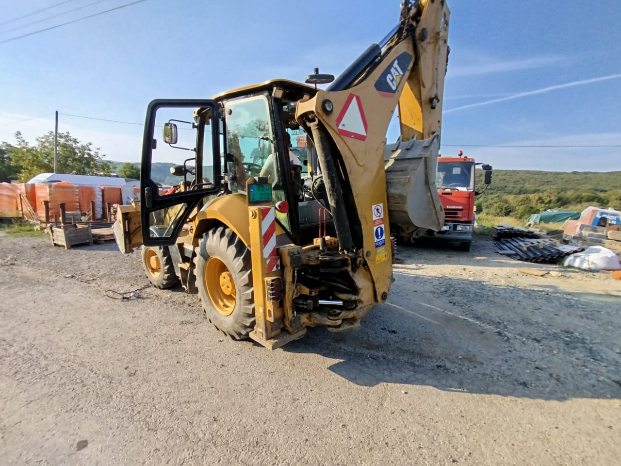 CATERPILLAR 472F2 - Tractopelle: photos 2 CATERPILLAR 472F2 - Tractopelle: photos 2