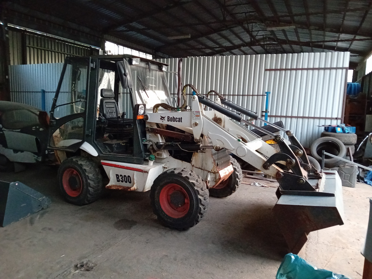 INGERSOLL RAND B300 - Tractopelle: photos 3 INGERSOLL RAND B300 - Tractopelle: photos 3