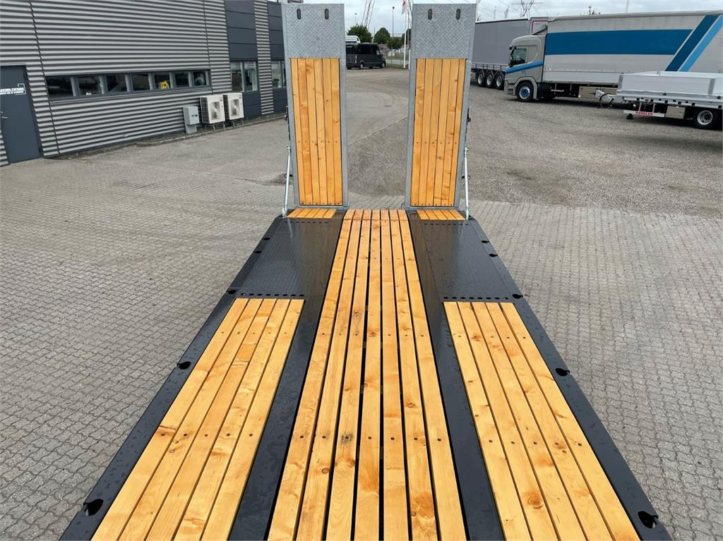 Remorque porte-engin surbaissée Hangler DTL-H 300 30-24 ton maskin hænger til traktor: photos 18 Remorque porte-engin surbaissée Hangler DTL-H 300 30-24 ton maskin hænger til traktor: photos 18