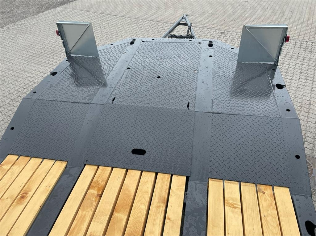 Remorque porte-engin surbaissée Hangler DTL-H 300 30-24 ton maskin hænger til traktor: photos 20 Remorque porte-engin surbaissée Hangler DTL-H 300 30-24 ton maskin hænger til traktor: photos 20