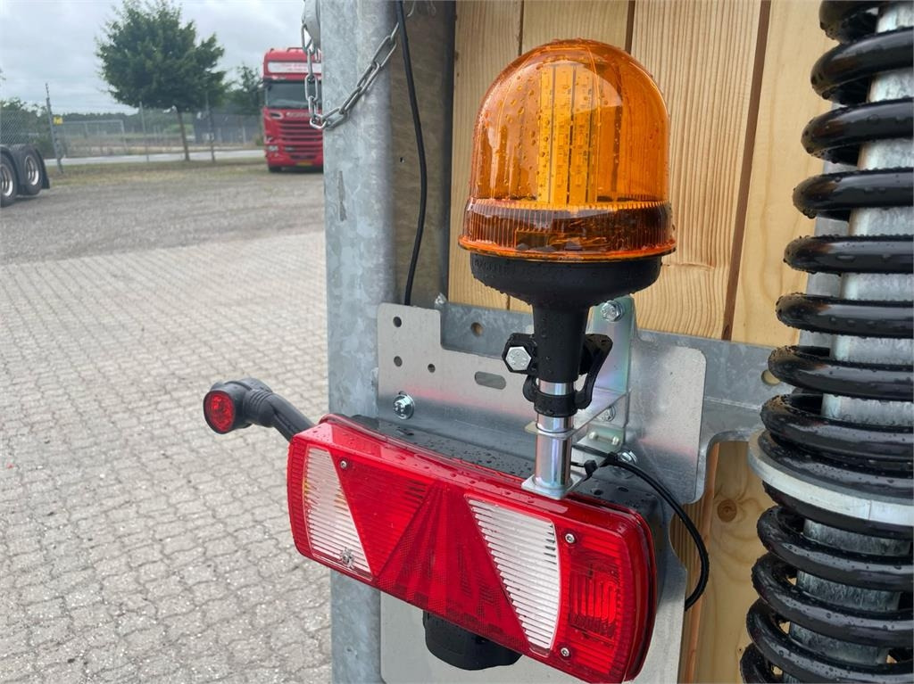 Remorque porte-engin surbaissée Hangler DTL-H 300 30-24 ton maskin hænger til traktor: photos 17 Remorque porte-engin surbaissée Hangler DTL-H 300 30-24 ton maskin hænger til traktor: photos 17