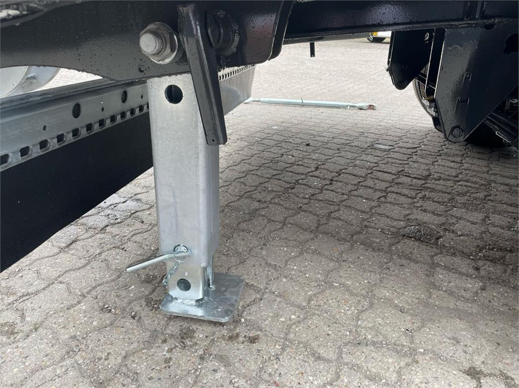 Remorque porte-engin surbaissée Hangler DTL-H 300 30-24 ton maskin hænger til traktor: photos 13 Remorque porte-engin surbaissée Hangler DTL-H 300 30-24 ton maskin hænger til traktor: photos 13