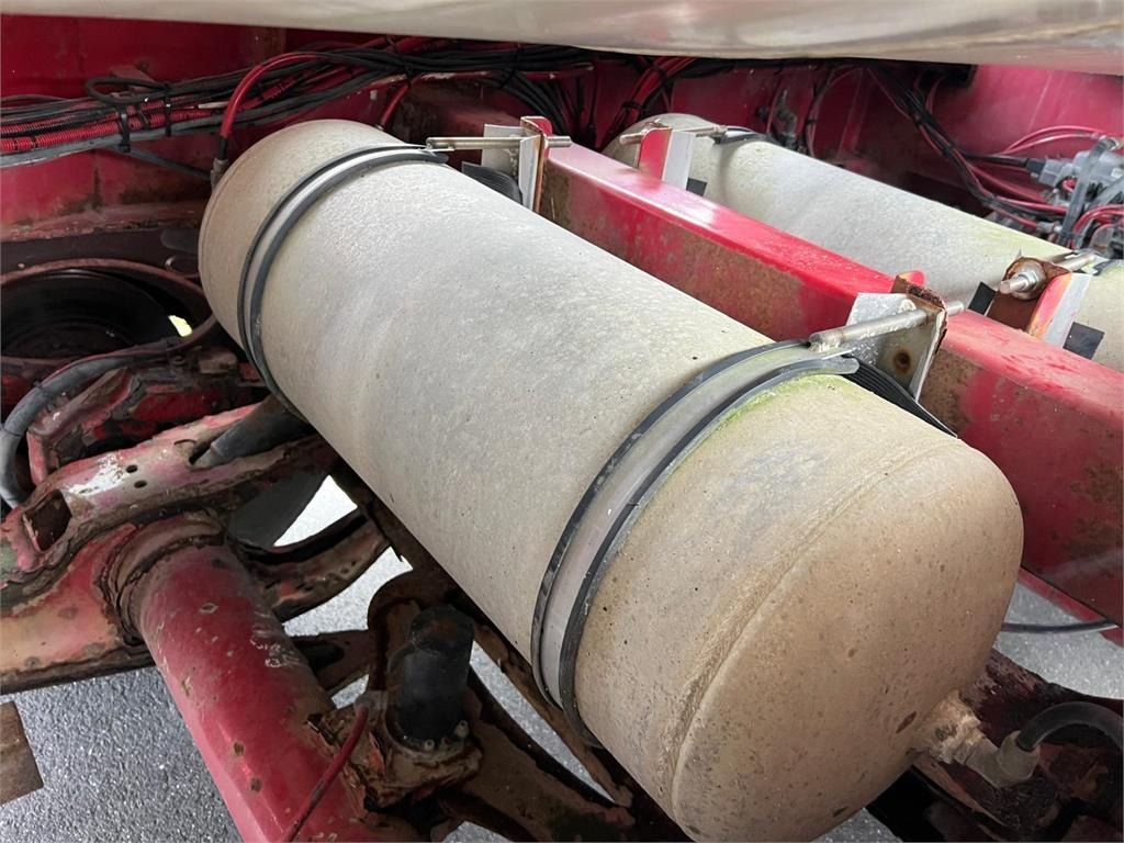 Semi-remorque citerne Interconsult 64m3 STRT1-64CA med tip: photos 23 Semi-remorque citerne Interconsult 64m3 STRT1-64CA med tip: photos 23