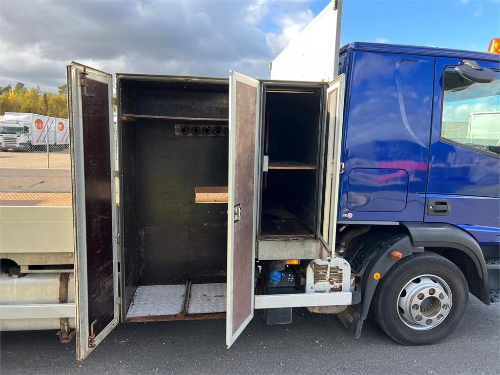 Iveco Euro Cargo 120 E22 - Camion porte-voitures: photos 5 Iveco Euro Cargo 120 E22 - Camion porte-voitures: photos 5