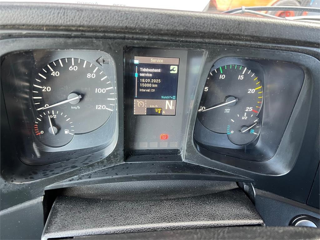 Mercedes-Benz Antos 2546 - Hiab 192 E kran  - Camion multibenne: photos 5 Mercedes-Benz Antos 2546 - Hiab 192 E kran  - Camion multibenne: photos 5