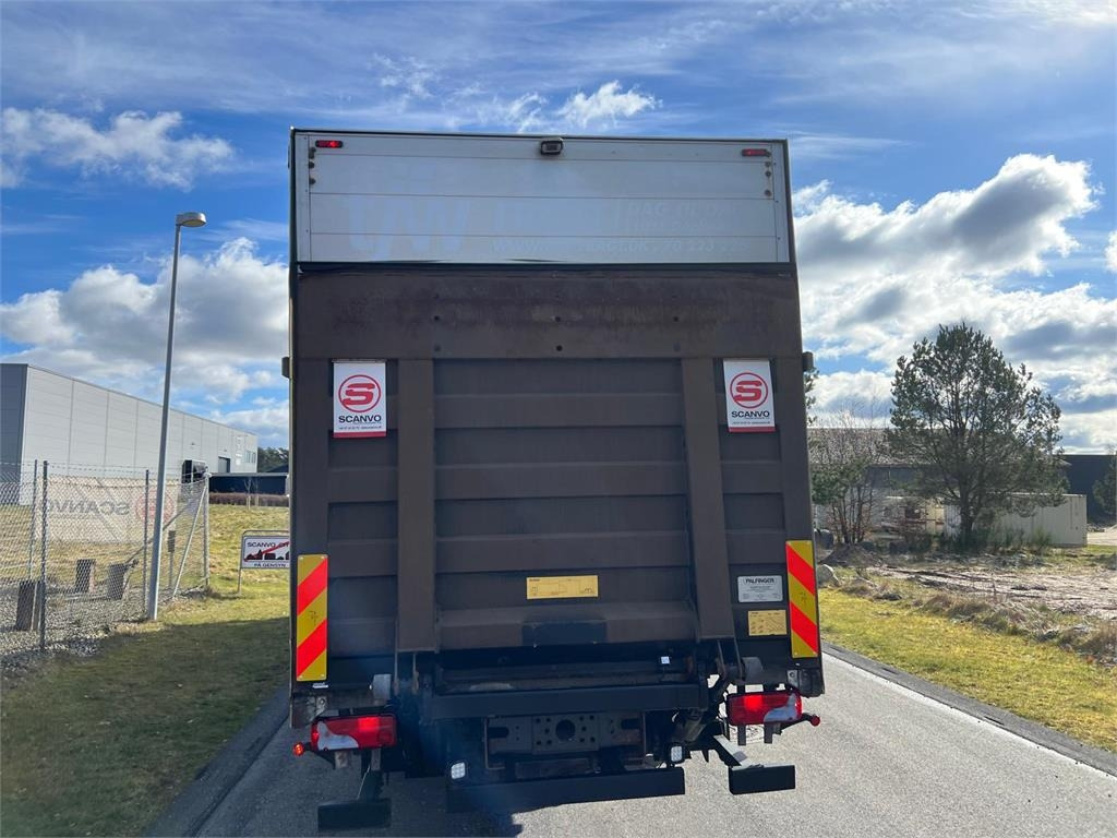 Scania P280 LB 6x2*4 MLB - 24 pallets - Camion à rideaux coulissants: photos 3 Scania P280 LB 6x2*4 MLB - 24 pallets - Camion à rideaux coulissants: photos 3