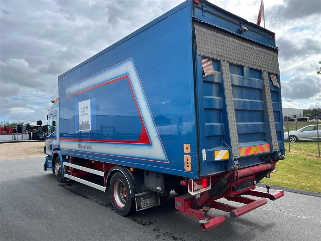 Scania P320 DB 4x2 MLB - low entry - Camion fourgon: photos 5 Scania P320 DB 4x2 MLB - low entry - Camion fourgon: photos 5