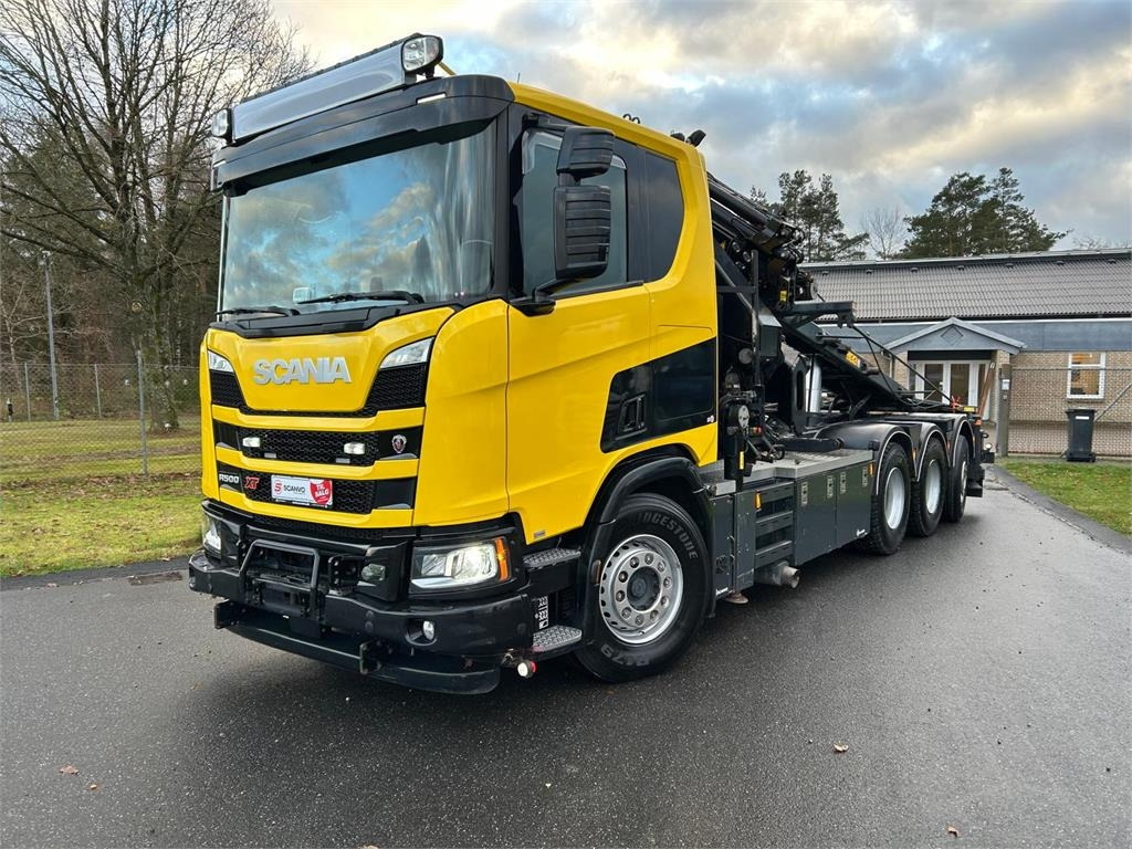 Scania R500 XT B 8x4*4 NA - Hiab 408 E6 + jib - Camion multibenne: photos 1 Scania R500 XT B 8x4*4 NA - Hiab 408 E6 + jib - Camion multibenne: photos 1