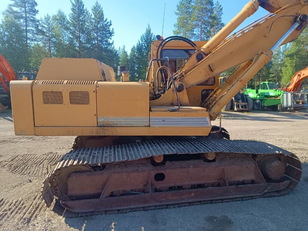 Fiat-Hitachi FH200T 2-KAUHAA - Pelle sur chenille: photos 5 Fiat-Hitachi FH200T 2-KAUHAA - Pelle sur chenille: photos 5