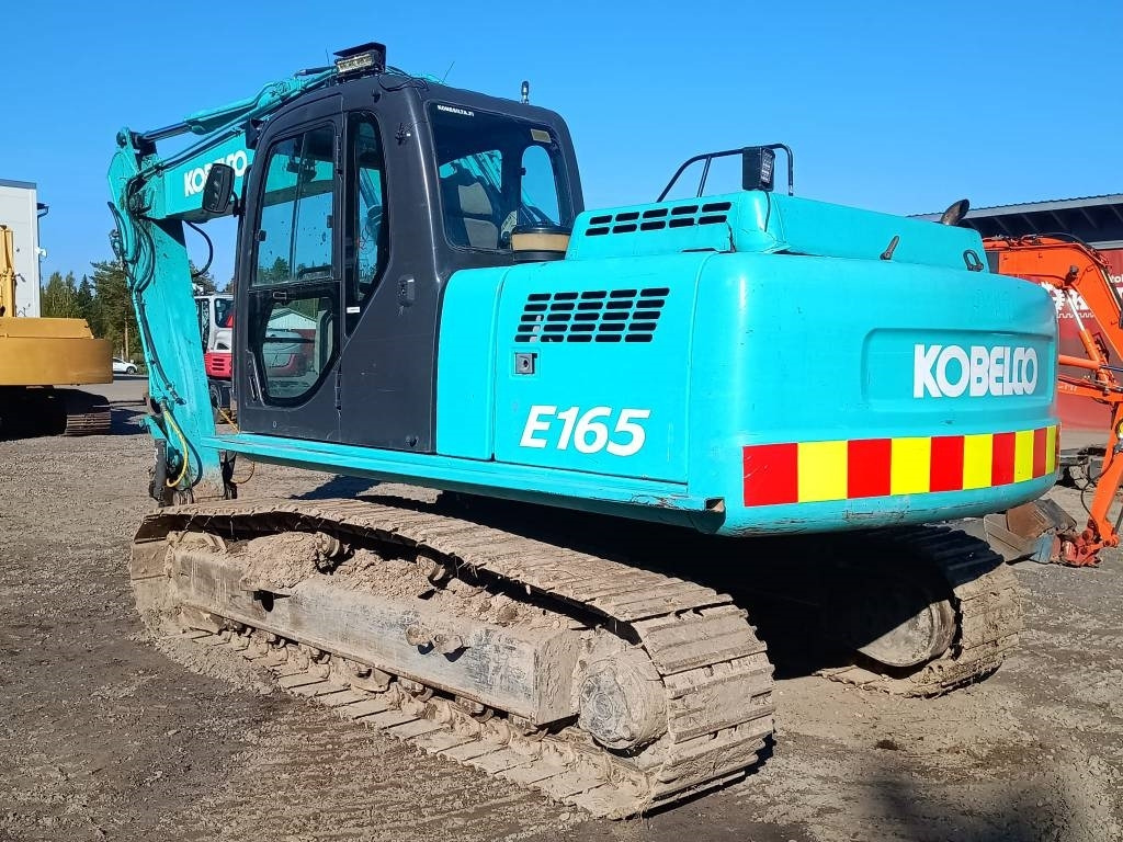 Fiat-Kobelco E165LC KALLISTAJALLA - Pelle sur chenille: photos 3 Fiat-Kobelco E165LC KALLISTAJALLA - Pelle sur chenille: photos 3