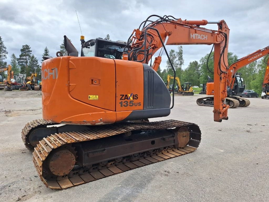 Hitachi MYYTY!!SOLD!! ZX135USB-5 RASVARILLA - Pelle sur chenille: photos 4 Hitachi MYYTY!!SOLD!! ZX135USB-5 RASVARILLA - Pelle sur chenille: photos 4