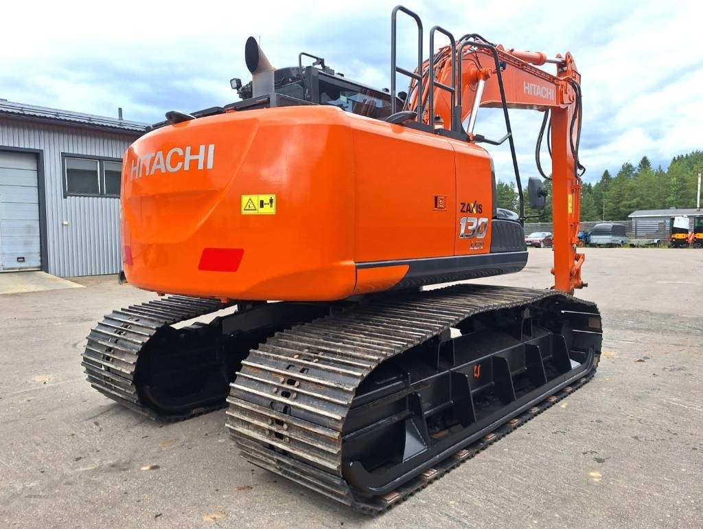 Hitachi ZX130LC-7M -SUOLUSTA- - Pelle sur chenille: photos 5 Hitachi ZX130LC-7M -SUOLUSTA- - Pelle sur chenille: photos 5